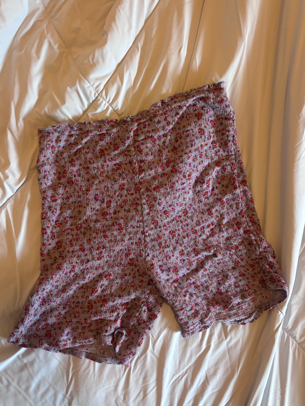 Easel LA High-Waist Floral Smocked Women's Shorts rayon purple pink